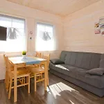 Vakantiehuis Cozy Home In Jaroslawiec With Wifi *