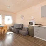 Cozy Home In Jaroslawiec With Wifi Vakantiehuis
