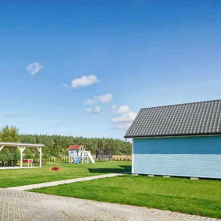 Cozy Home In Jaroslawiec With Wifi Vakantiehuis